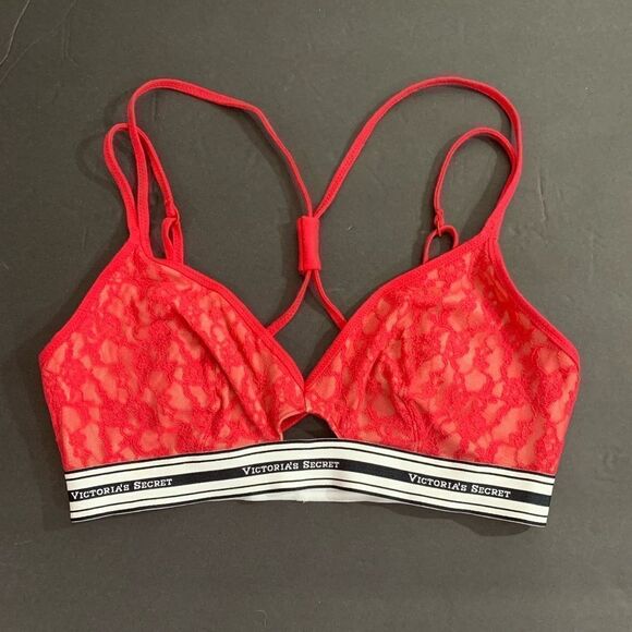 Victoria’s Secret Strappy Back Unlined Bralette bra lace red Medium - Picture 2 of 3